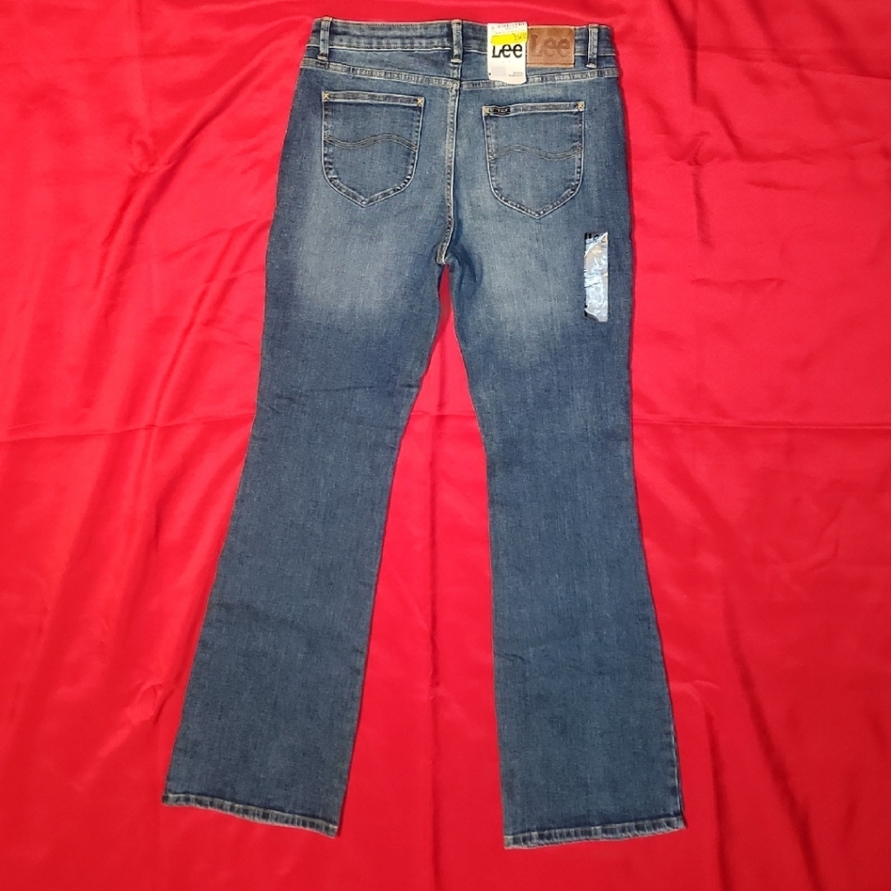 Women's Lee 31x32 Boot Cut Blue Jeans New With Tags